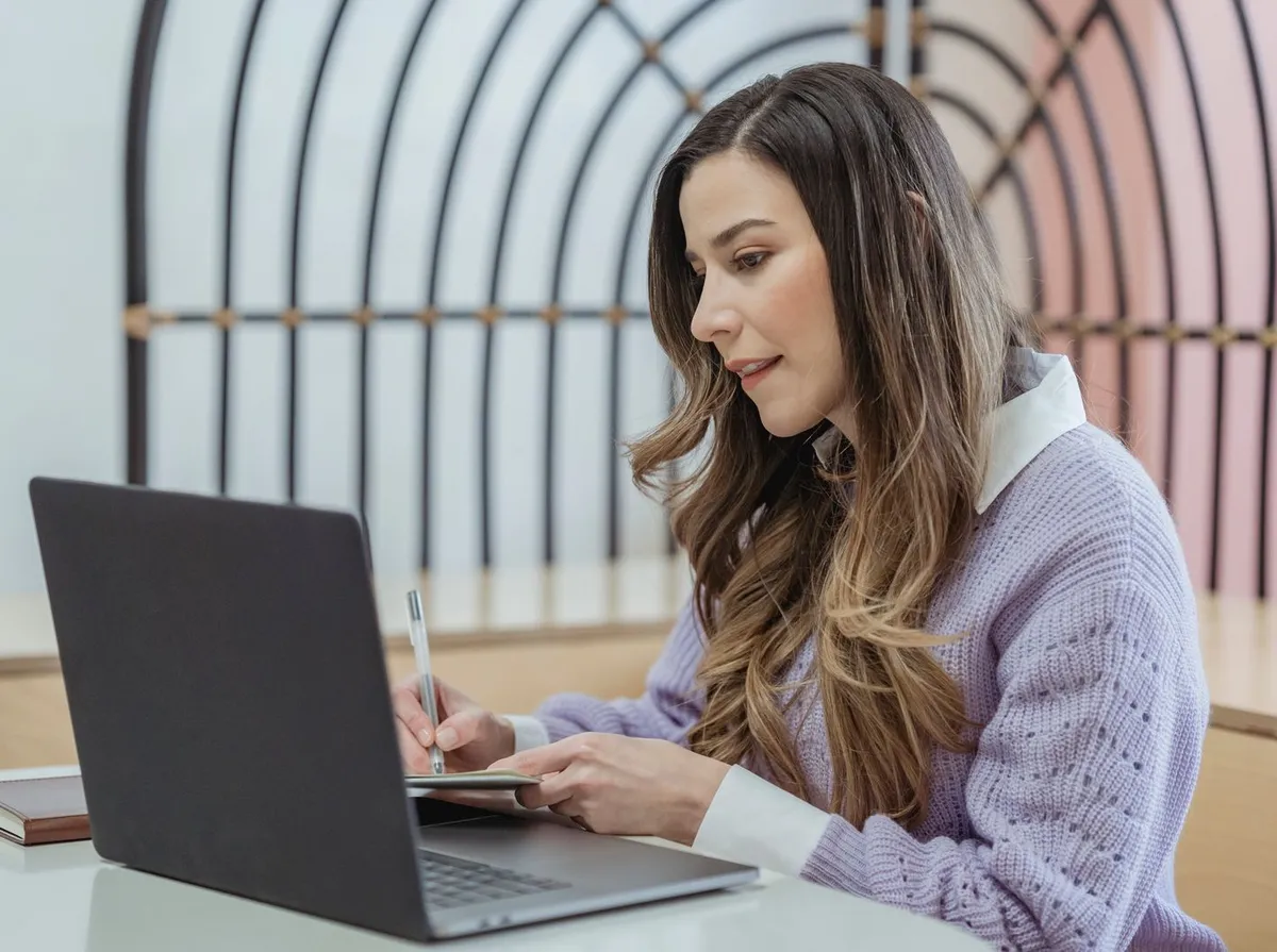 Trabalho remoto sem experiência: como conseguir a primeira vaga